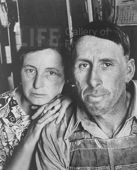 Alfred Eisenstaedt, Husband and Wife, Oklahoma, 1941
Silver Gelatin Print, 14 x 11 inches