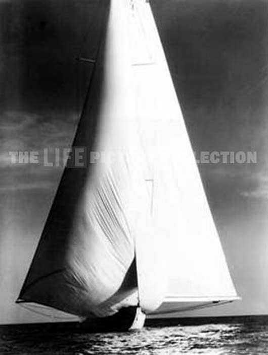 Margaret Bourke-White, The Vanitie in Practice Spin, 1934
Silver Gelatin Print, 14 x 11 inches