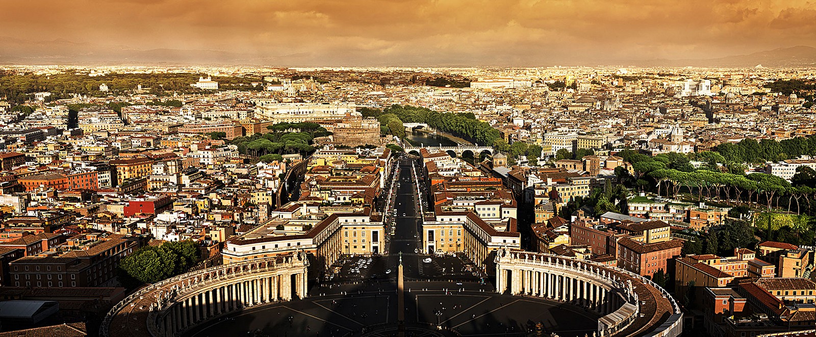 David Drebin, Dreams of Rome, 2012
Digital C Print, 20 x 48 inches; 30 x 72 inches; 40 x 96 inches