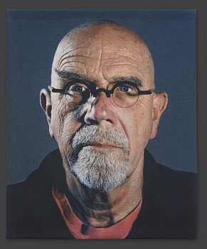 Chuck Close - Chuck Close Self-Portrait (Pink T-shirt)