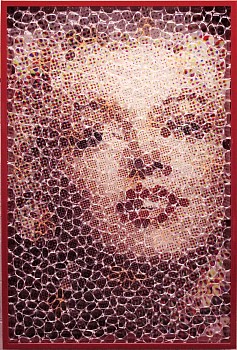 David Datuna -&nbsp;David Datuna Eye to Eye: Marilyn