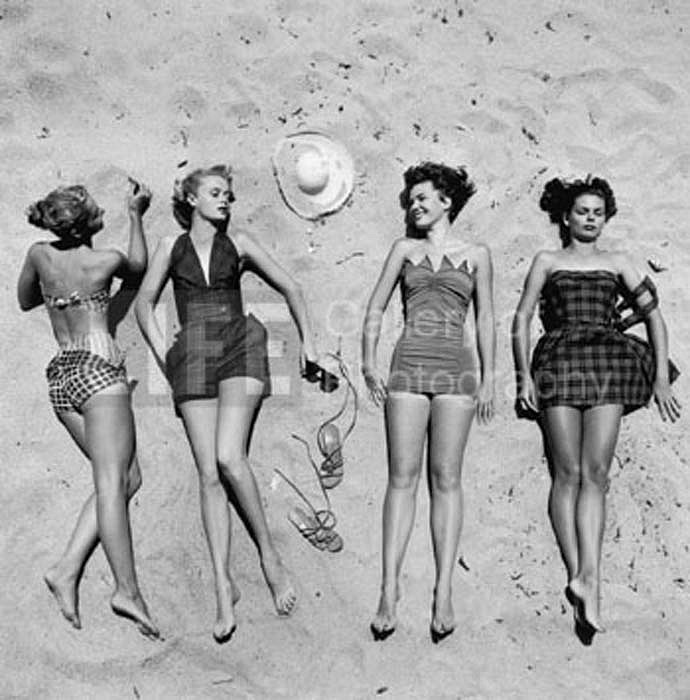 Nina Leen, Beach Fashions, 1950
Silver Gelatin Print, 16 x 20 inches