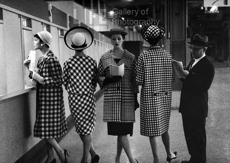 Nina Leen, Race Track Fashions at Roosevelt Raceway Window, New York, 1958
Vintage Silver Gelatin Print, 13 1/2 x 10 inches