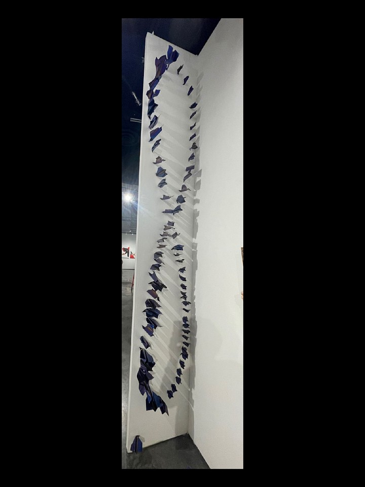 Daniele Sigalot, 74 Paper Planes Simultaneously Hitting the Wall, 2022
Cobalt Blue PVD Coating on Stainless Steel