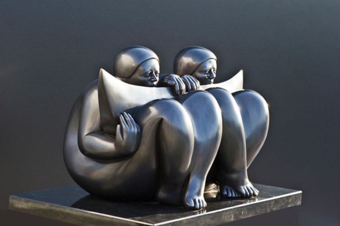 Jorge Jiménez Deredia, Gemelos, 2017
Bronze Sculpture, 18 x 29 x 18 in.