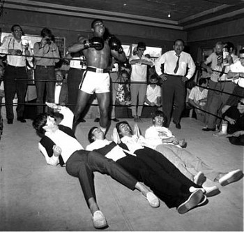 Harry Benson -&nbsp;Harry Benson The Beatles and Ali, Miami